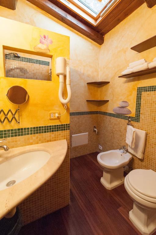 Bed And Breakfast Mblo Fondi Dış mekan fotoğraf